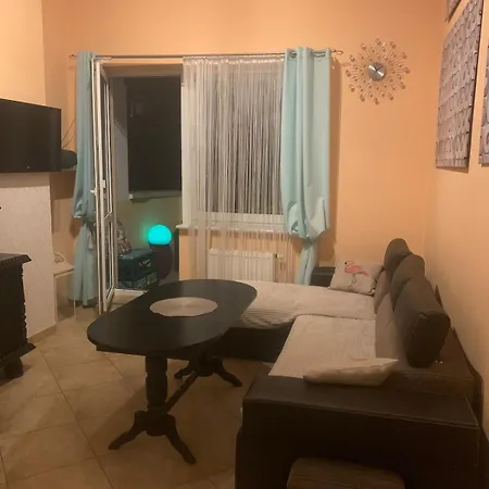 Sunny With Balcony Apartamento