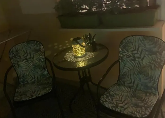 Διαμέρισμα Sunny With Balcony